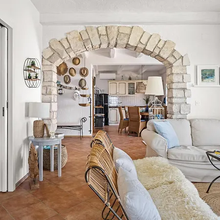 Villa Riba *
